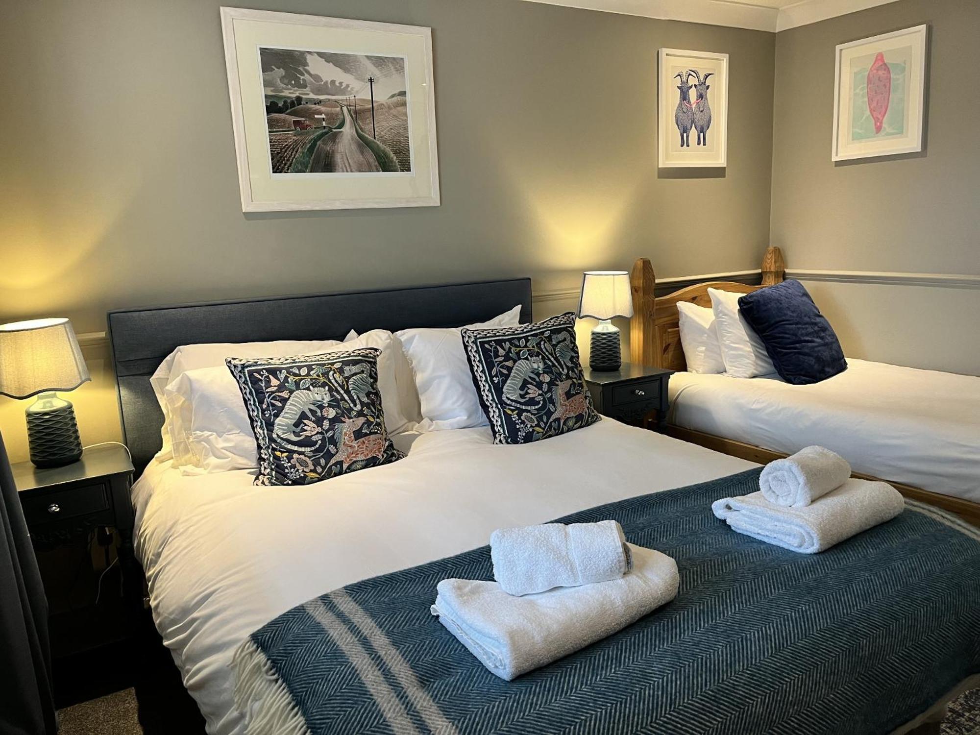 St Marys Gate Inn Arundel Room photo