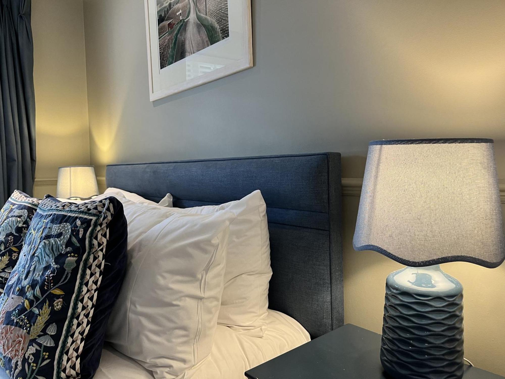 St Marys Gate Inn Arundel Room photo